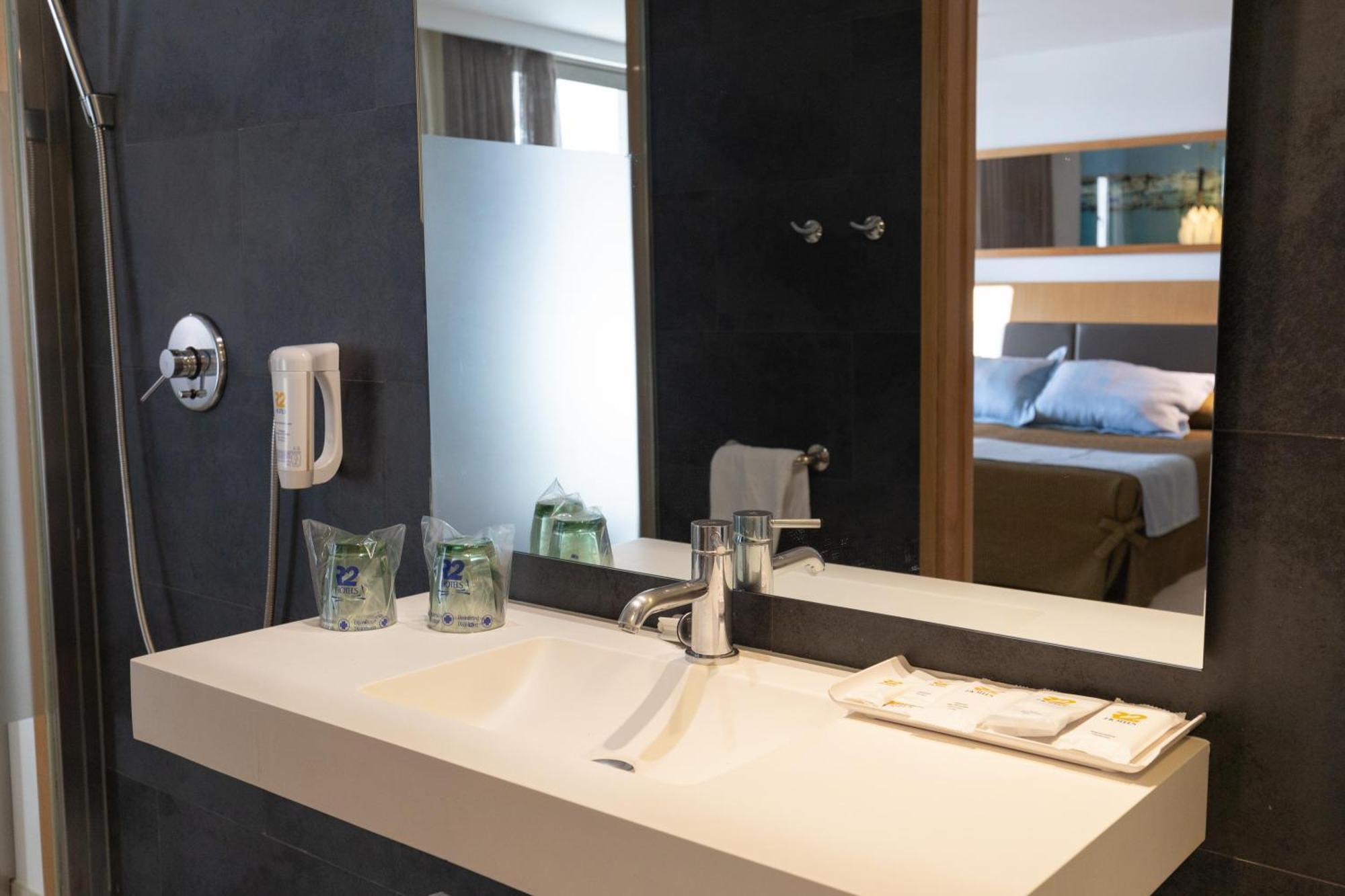 Junior Suite,1613662928:JPEG